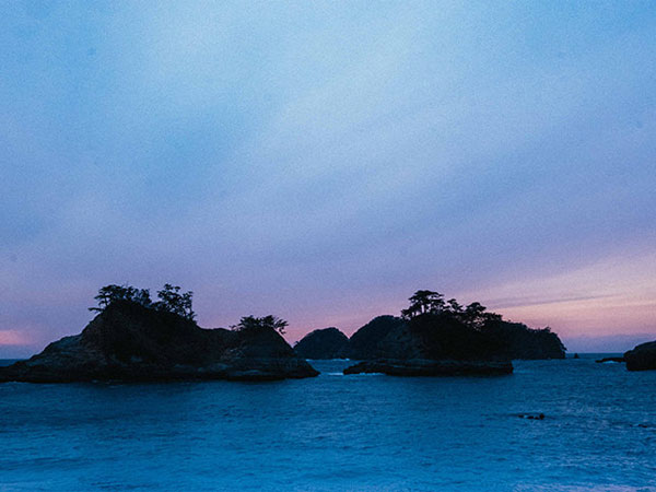 伊豆の絶景を探しに。日本一の夕日＆青の洞窟でフォトウォークのイメージ