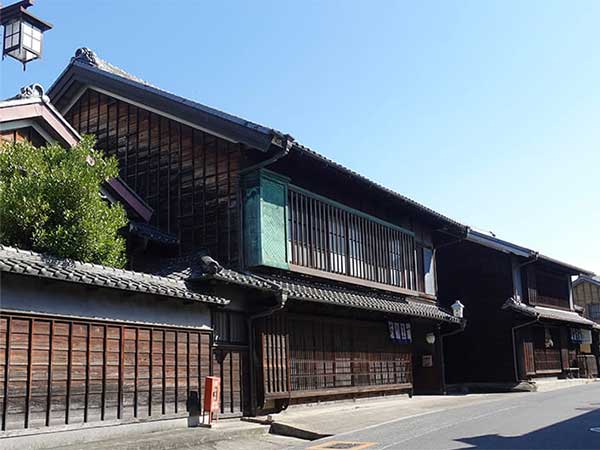有松絞の町・名古屋市有松。絞り体験に江戸風情を楽しむ街歩きのイメージ