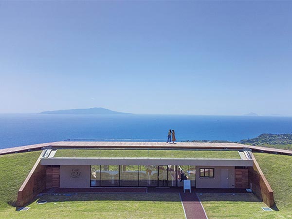 小室山リッジウォーク“MISORA”の絶景カフェ「Café・３２１」へ。日帰りで行くリフレッシュ旅