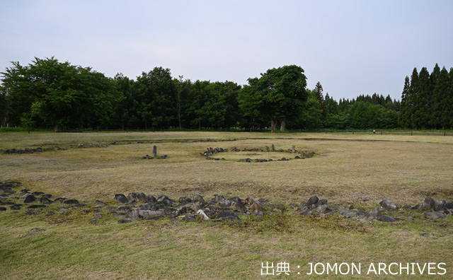 大湯環状列石　野中堂環状列石のイメージ　/ 出典：JOMON ARCHIVES